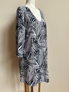 V-Neck Navy & White Palm-Print Midi Dress